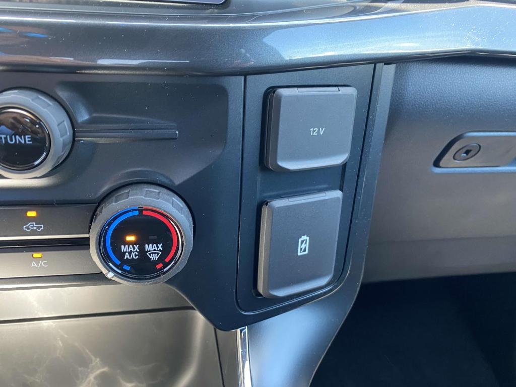 new 2025 Ford F-150 car, priced at $49,090