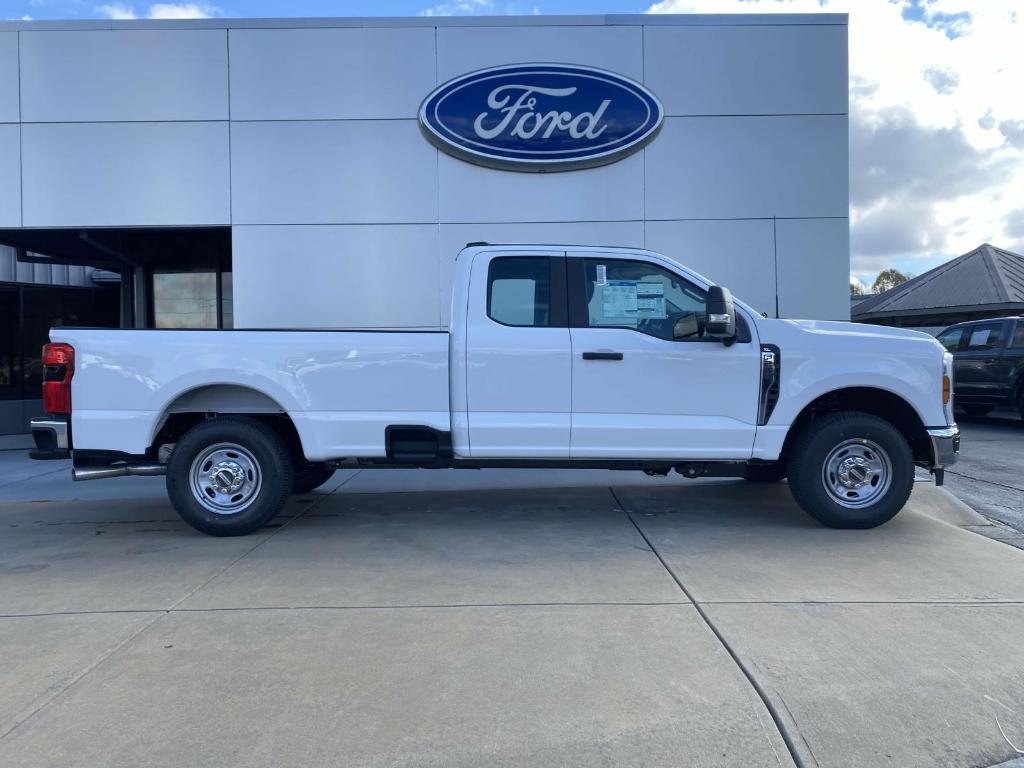 new 2024 Ford F-250 car, priced at $45,410