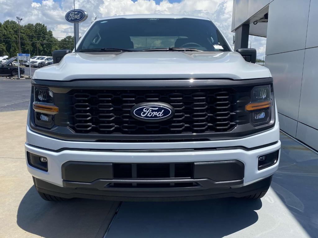 new 2025 Ford F-150 car, priced at $43,695