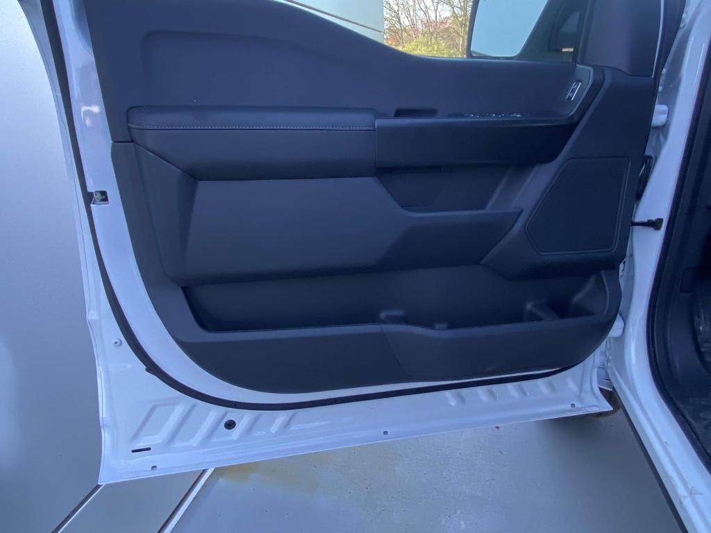 new 2025 Ford F-150 car, priced at $48,539