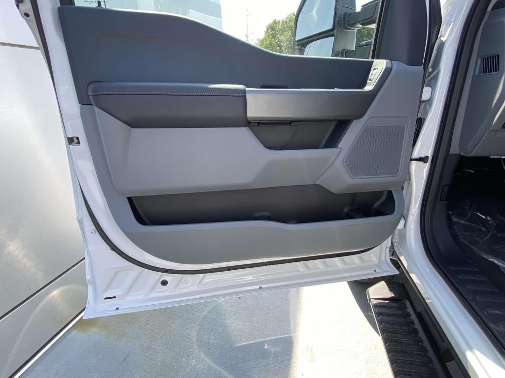 new 2026 Ford F-350 car, priced at $58,320