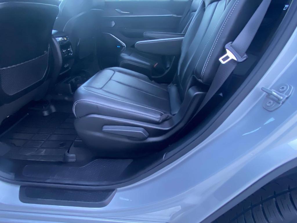 used 2022 Jeep Grand Cherokee L car, priced at $32,997