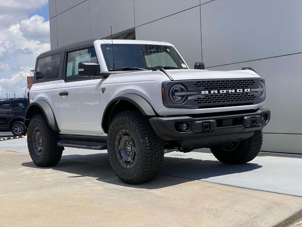 new 2025 Ford Bronco car, priced at $57,370