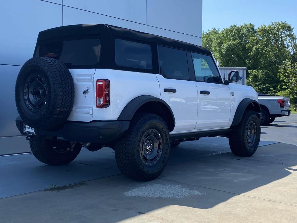new 2025 Ford Bronco car, priced at $49,285