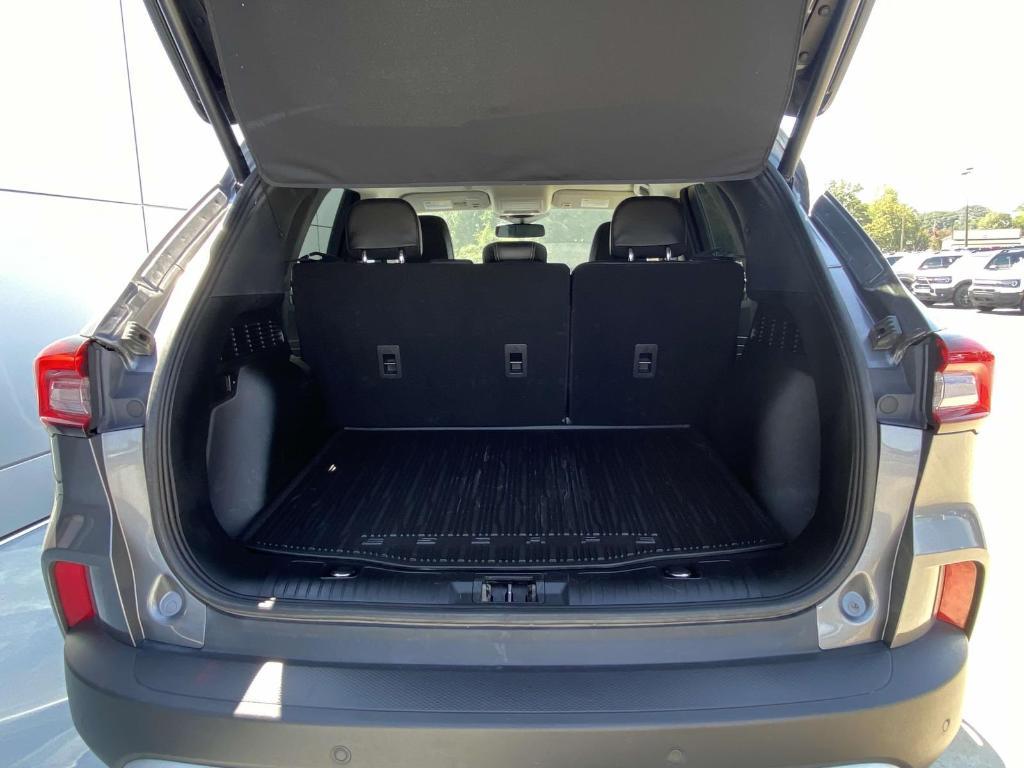 used 2023 Ford Escape car, priced at $24,997