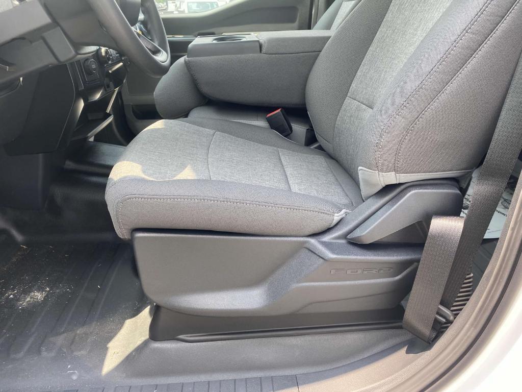 new 2025 Ford F-150 car, priced at $44,067