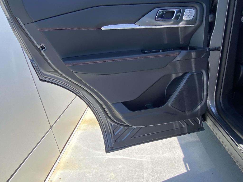 new 2025 Ford Explorer car, priced at $60,917