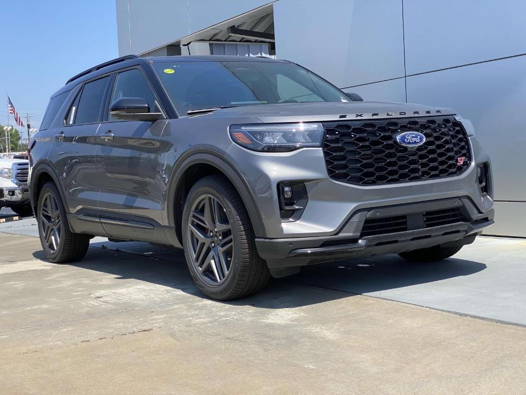 new 2025 Ford Explorer car, priced at $60,917