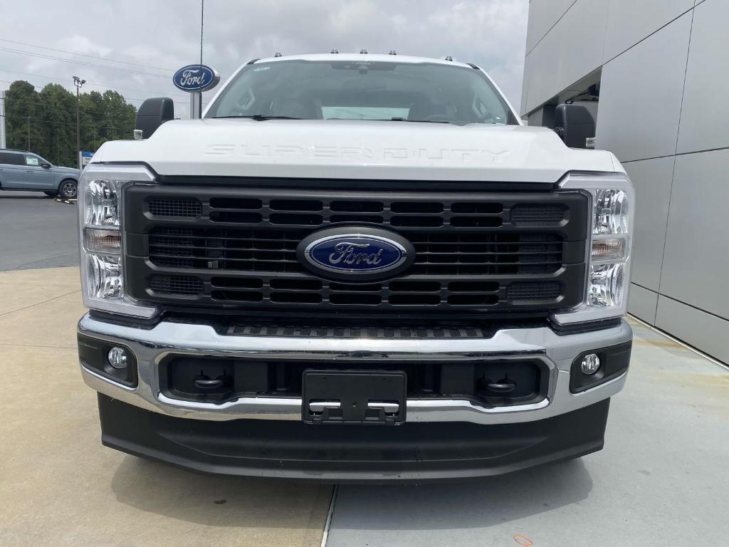 new 2025 Ford F-250 car, priced at $66,305