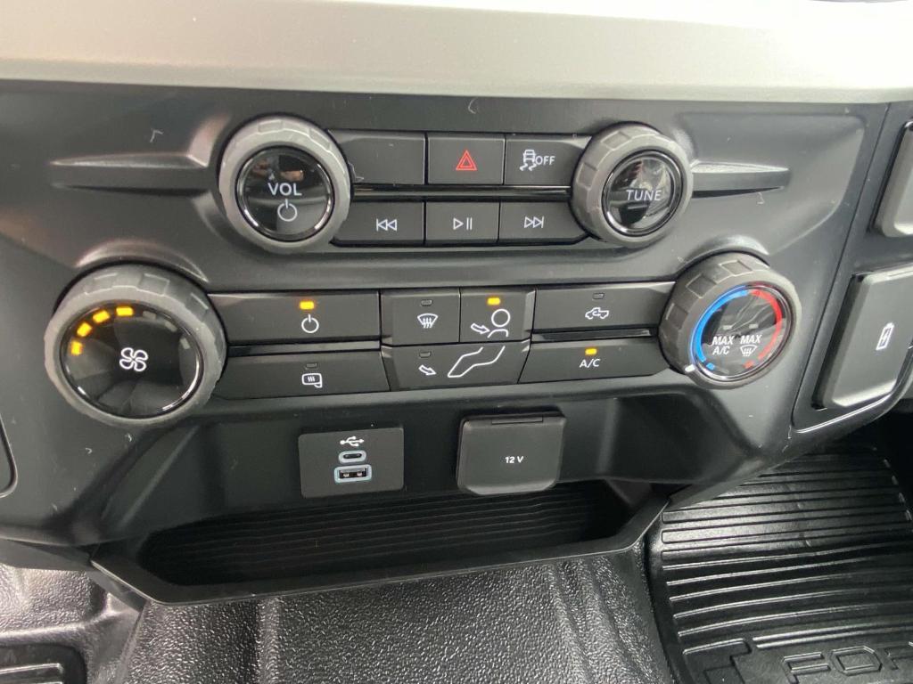 new 2025 Ford F-250 car, priced at $66,305