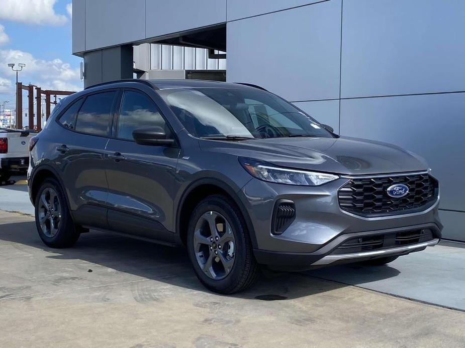 new 2025 Ford Escape car, priced at $30,460