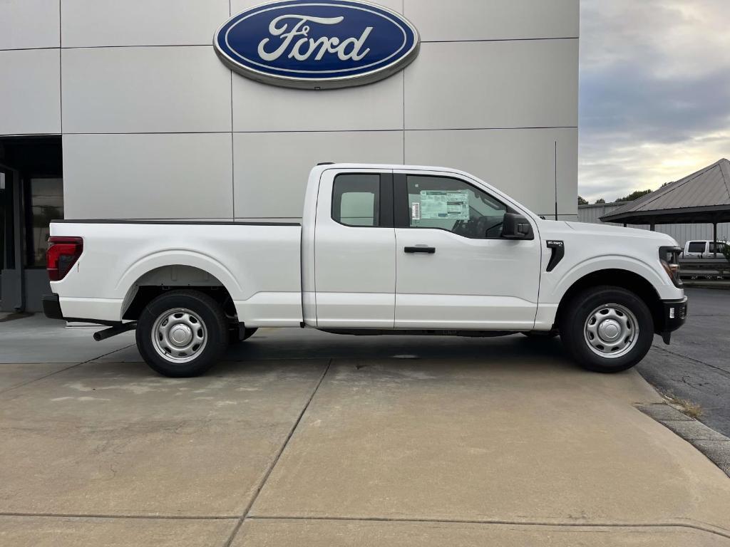 new 2025 Ford F-150 car, priced at $41,105