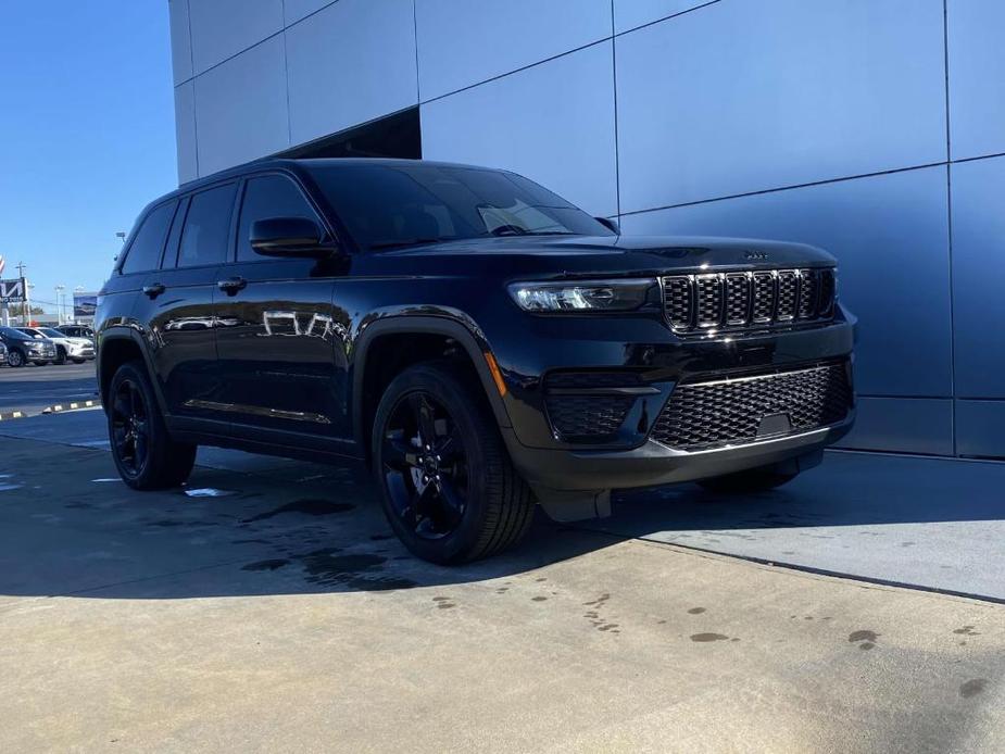 used 2023 Jeep Grand Cherokee car, priced at $35,995