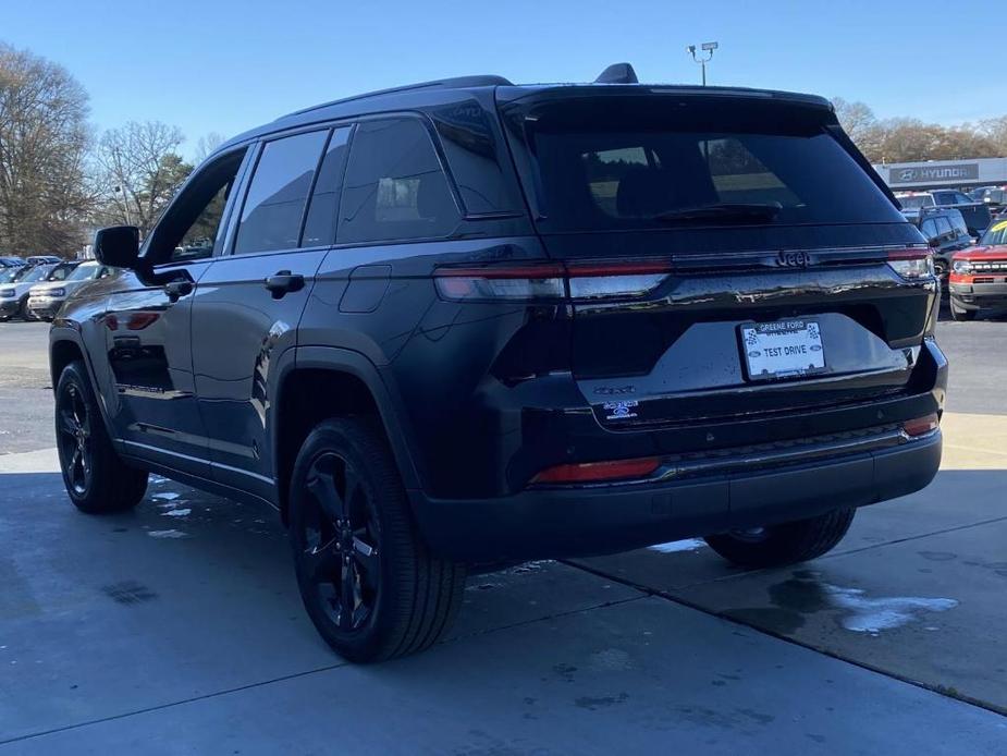 used 2023 Jeep Grand Cherokee car, priced at $35,995