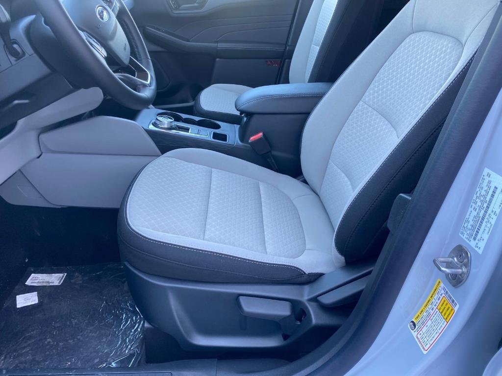 new 2025 Ford Escape car, priced at $30,770