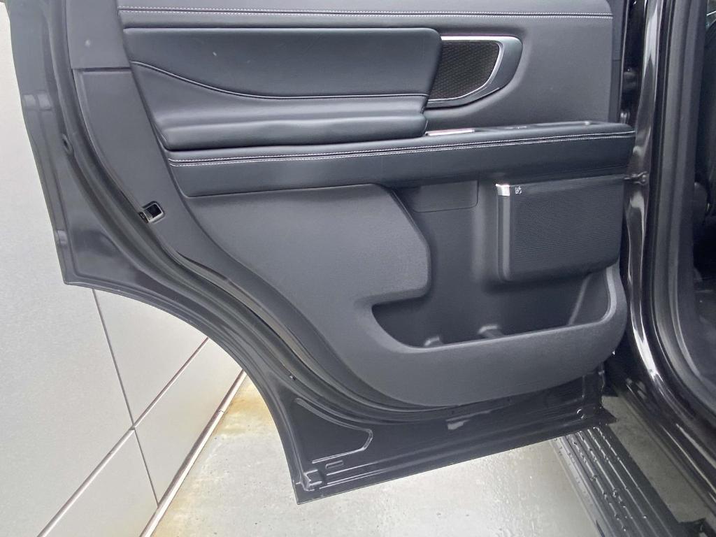 new 2025 Ford Expedition car, priced at $82,225