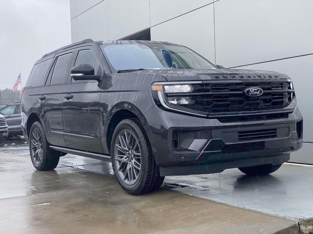 new 2025 Ford Expedition car, priced at $82,225