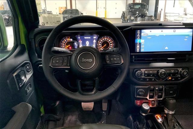 new 2025 Jeep Gladiator car, priced at $53,576