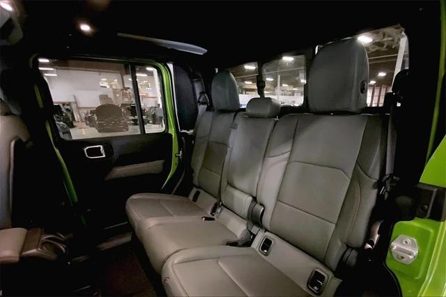 new 2025 Jeep Gladiator car, priced at $60,003