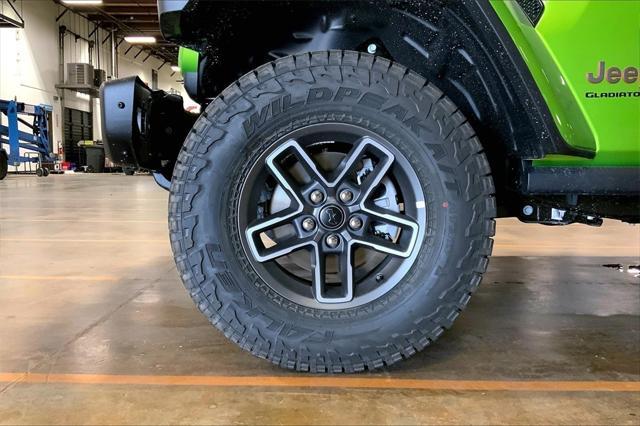 new 2025 Jeep Gladiator car, priced at $53,576