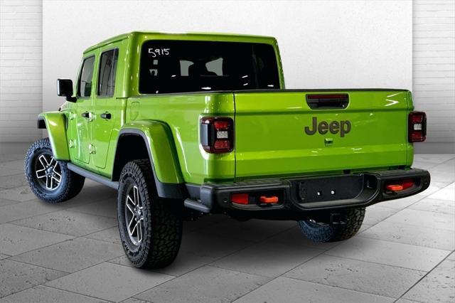 new 2025 Jeep Gladiator car, priced at $53,576