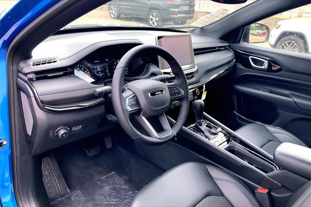 new 2025 Jeep Compass car, priced at $29,252