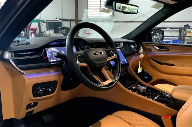 new 2025 Jeep Grand Cherokee car, priced at $66,964