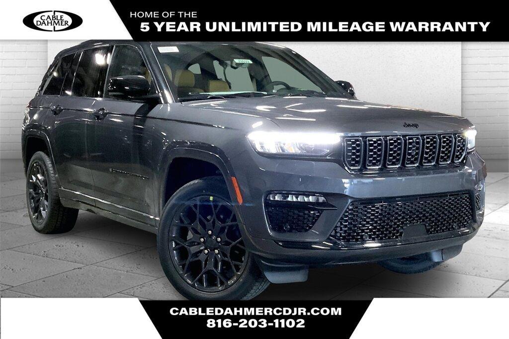 new 2025 Jeep Grand Cherokee car, priced at $74,405