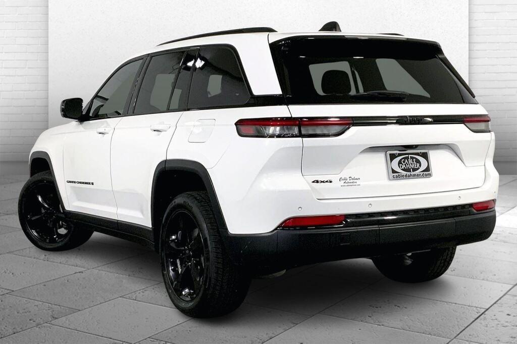 used 2023 Jeep Grand Cherokee car, priced at $27,000