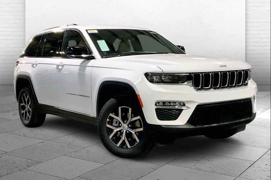 new 2025 Jeep Grand Cherokee car, priced at $36,762