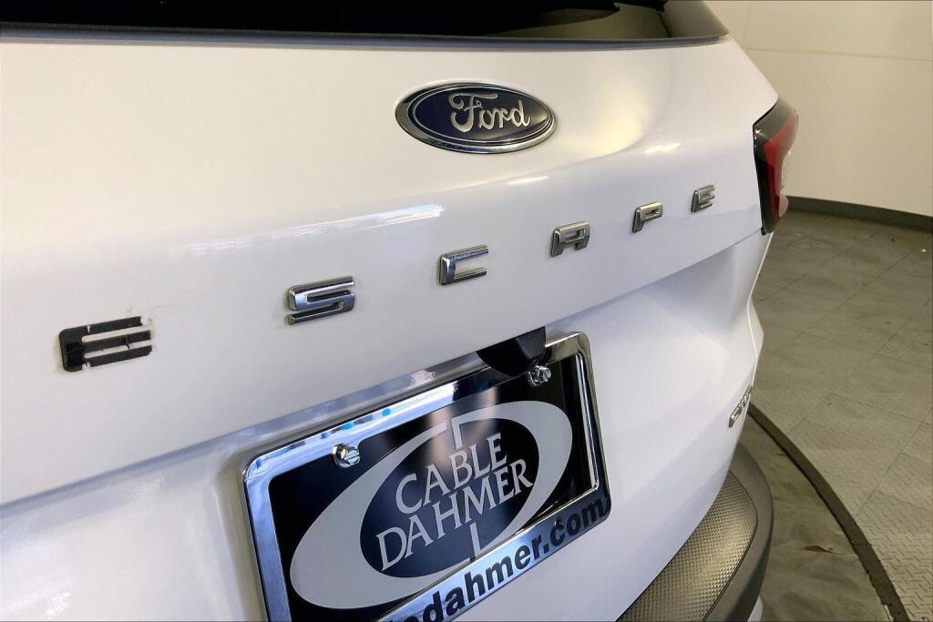 used 2023 Ford Escape car, priced at $14,800