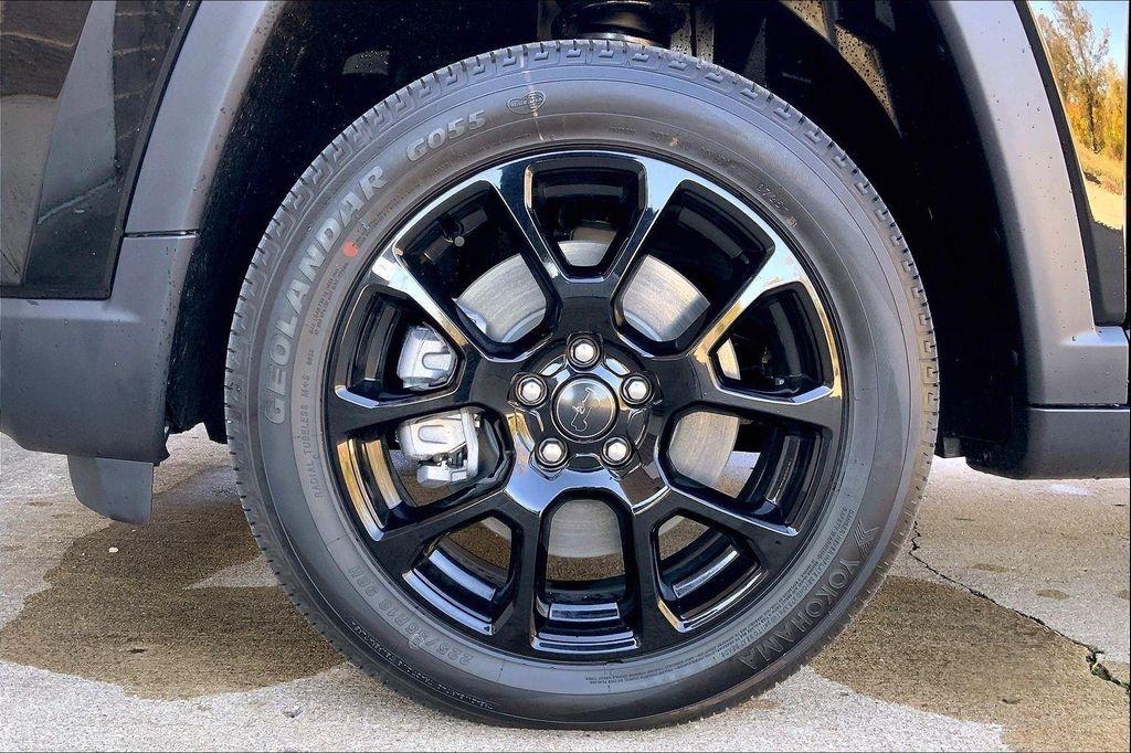 new 2026 Jeep Compass car, priced at $31,403