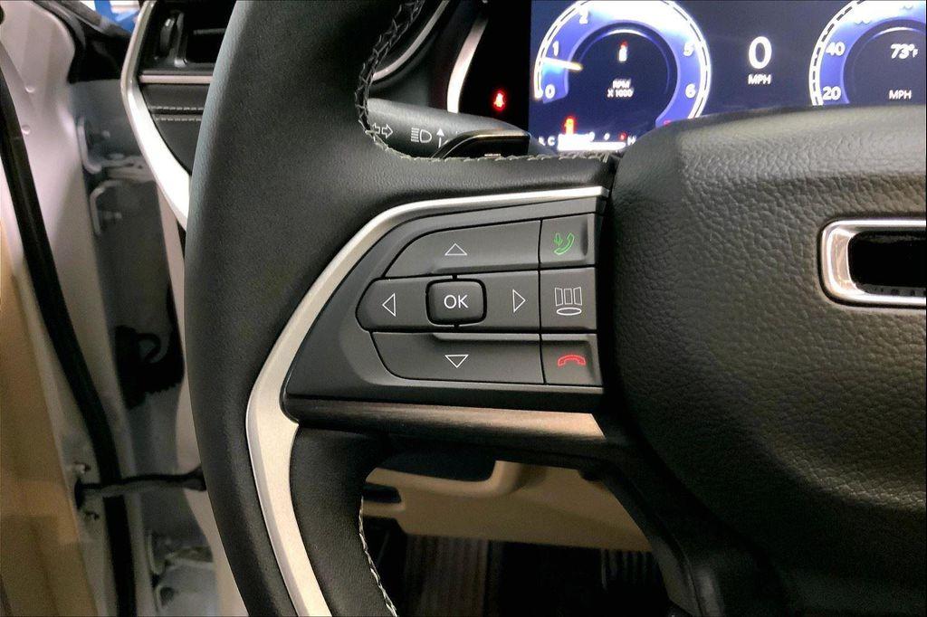 new 2025 Jeep Grand Cherokee car, priced at $46,277