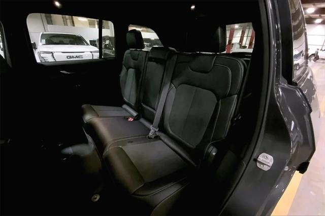 new 2025 Jeep Grand Cherokee car, priced at $43,619