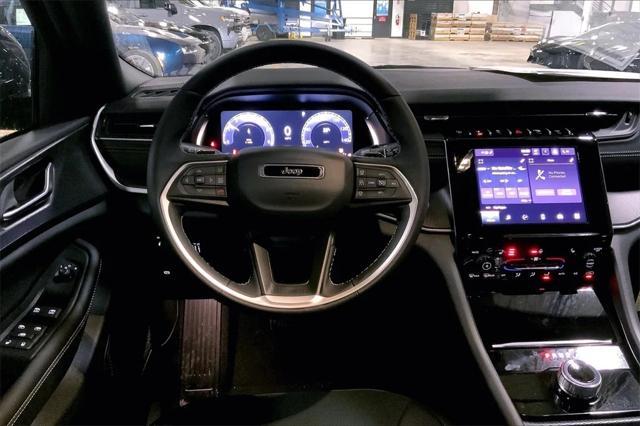 new 2025 Jeep Grand Cherokee car, priced at $43,619