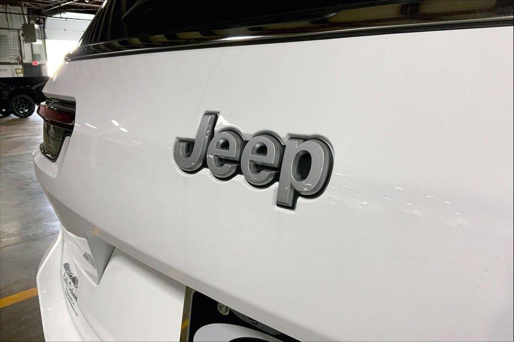new 2025 Jeep Grand Cherokee L car, priced at $47,013