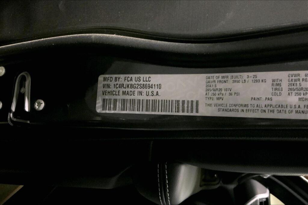 new 2025 Jeep Grand Cherokee L car, priced at $53,417