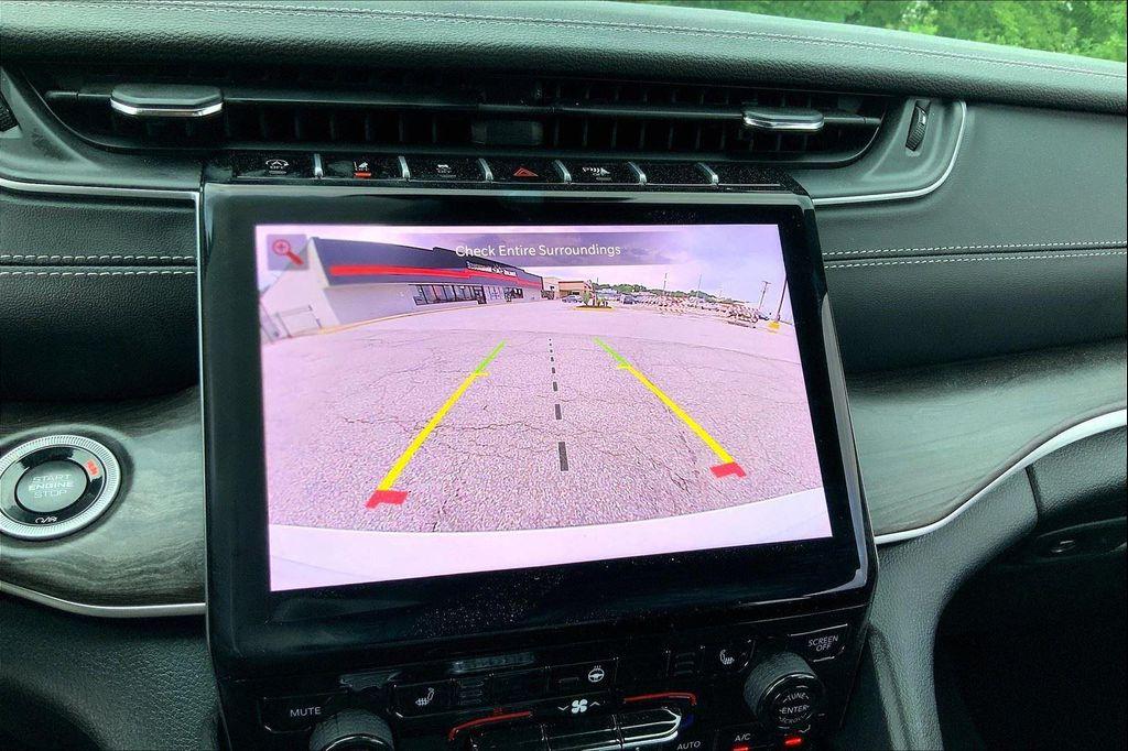 new 2025 Jeep Grand Cherokee L car, priced at $45,978