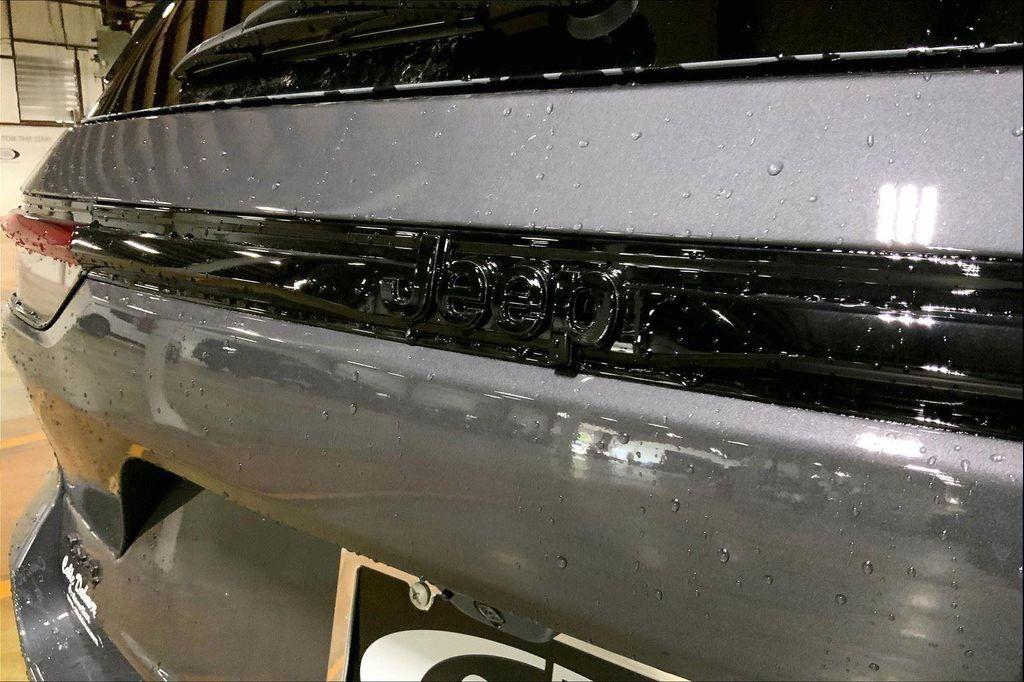 new 2025 Jeep Grand Cherokee car, priced at $46,229