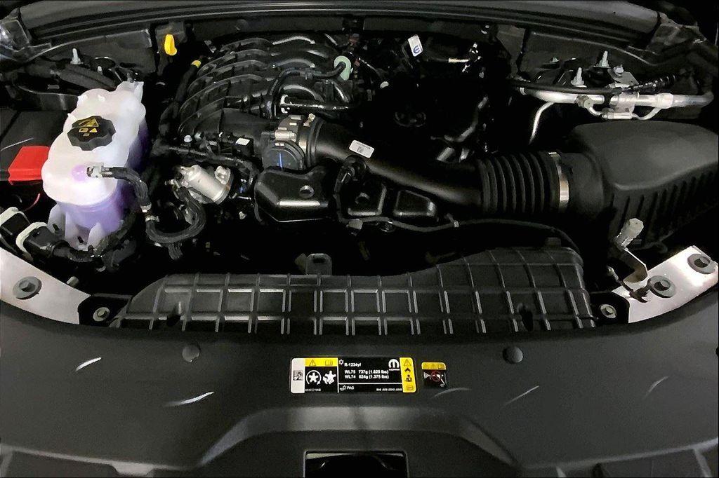 new 2025 Jeep Grand Cherokee car, priced at $38,140