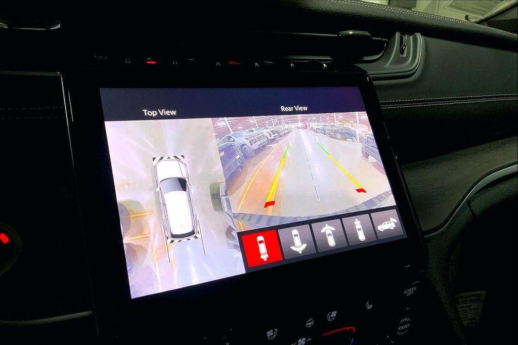 new 2025 Jeep Grand Cherokee car, priced at $44,384