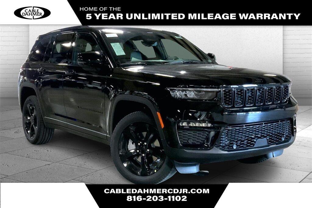 new 2025 Jeep Grand Cherokee car, priced at $58,640