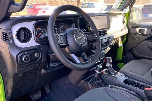 new 2025 Jeep Wrangler car, priced at $44,961