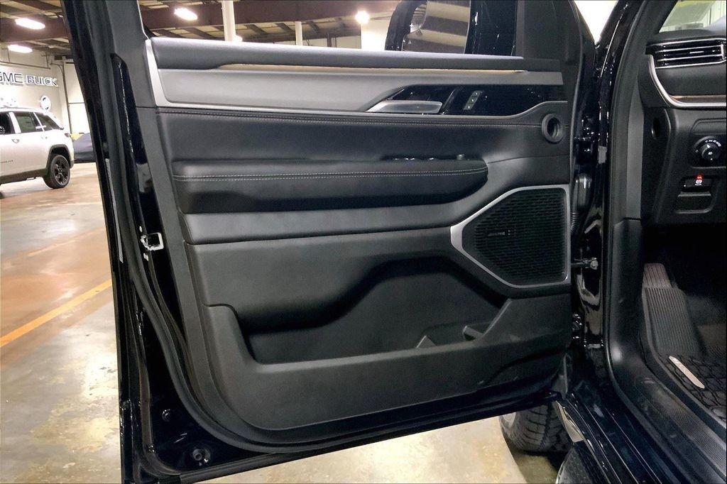 new 2025 Jeep Wagoneer car, priced at $64,749