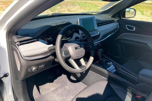 new 2025 Jeep Compass car, priced at $32,601