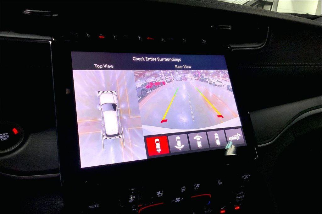 new 2025 Jeep Grand Cherokee car, priced at $43,916