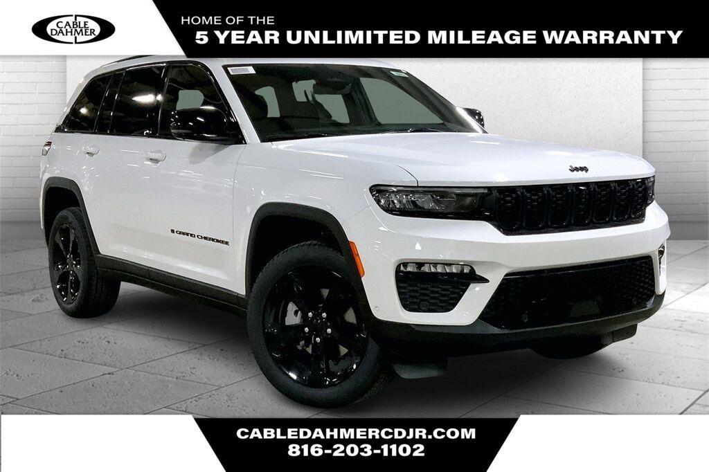 new 2025 Jeep Grand Cherokee car, priced at $58,045
