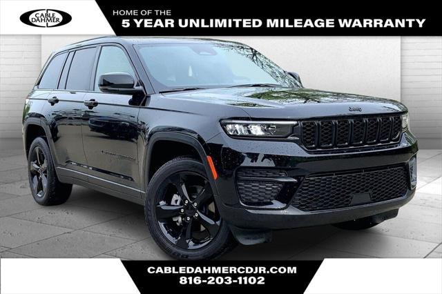 new 2024 Jeep Grand Cherokee car, priced at $52,056