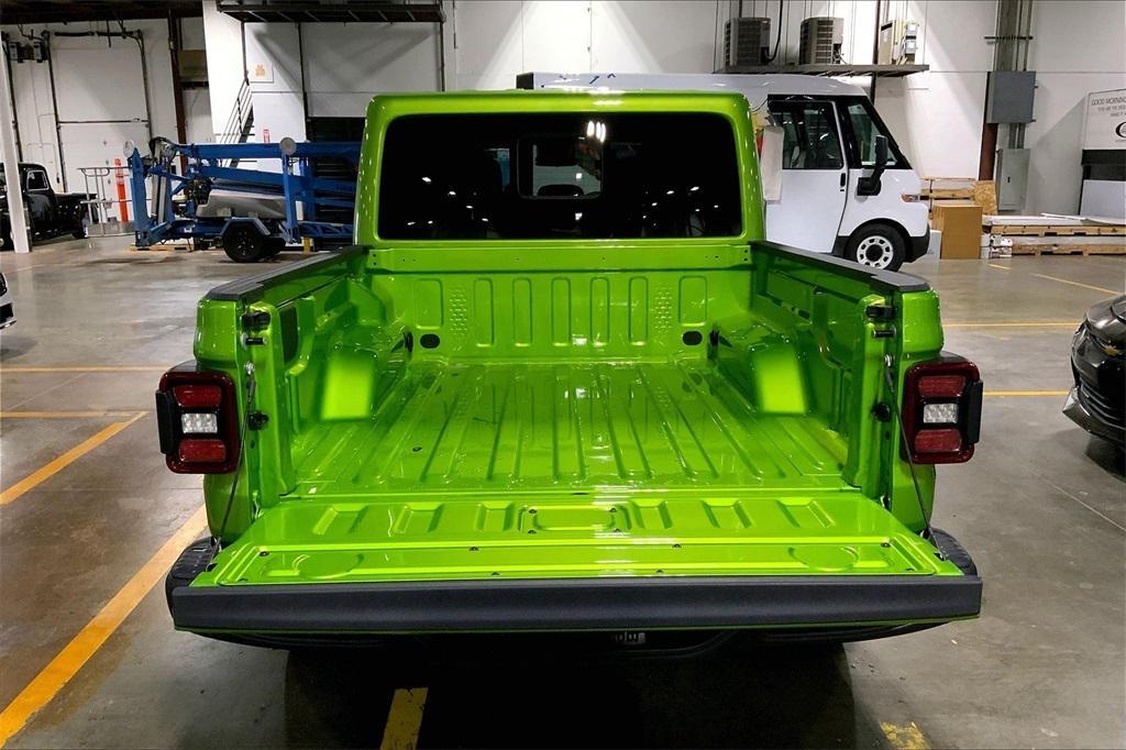 new 2025 Jeep Gladiator car, priced at $58,665