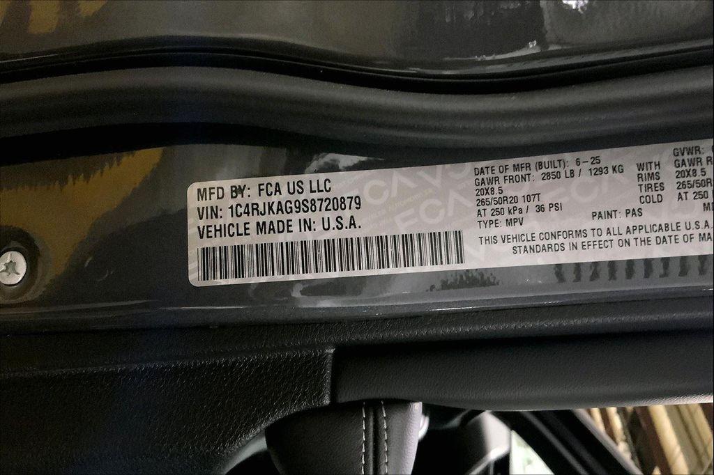 new 2025 Jeep Grand Cherokee L car, priced at $48,566